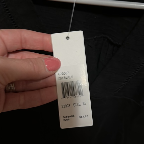 Cute Black dressy top!!❤️ - Picture 6 of 6